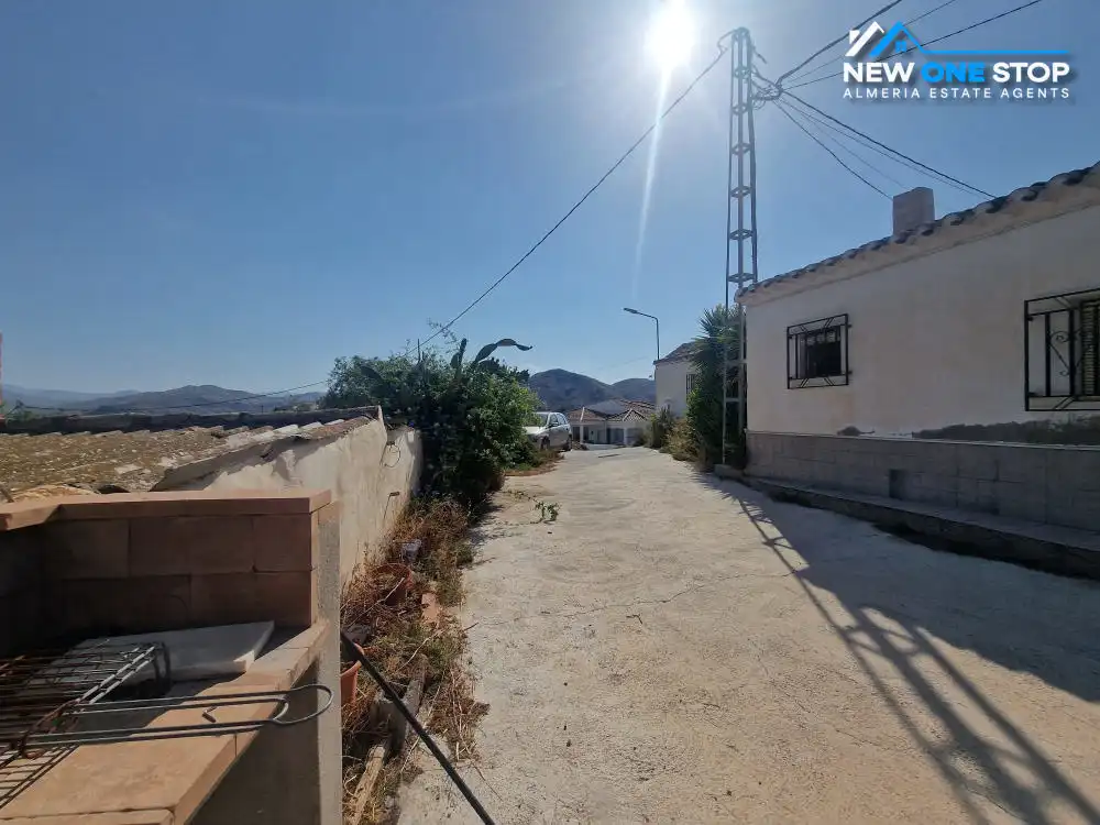 Vista exterior de Finca rústica en venta en Cantoria con Aire acondicionado, Terraza y Trastero