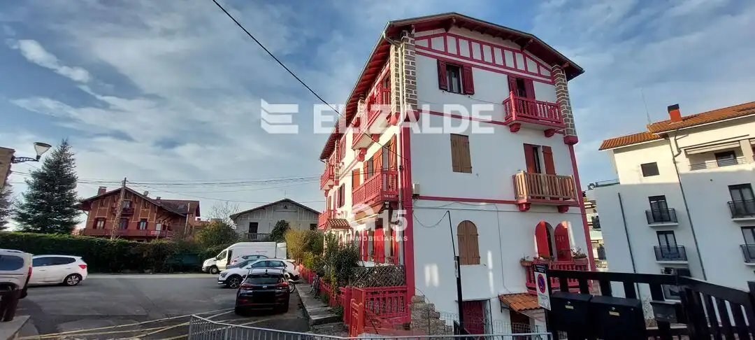 Vista exterior de Piso en venta en Errenteria con Calefacción, Jardín privado y Balcón