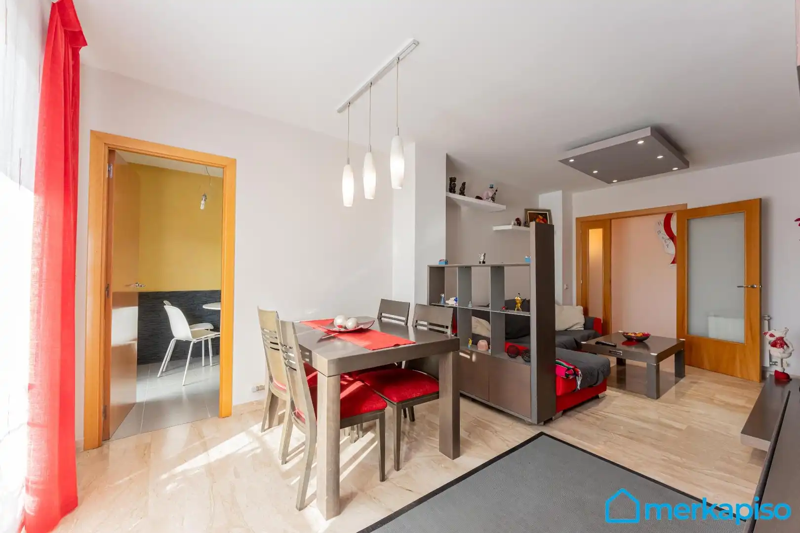 Comedor de Piso en venta en Viladecans con Calefacción, Parquet y Balcón