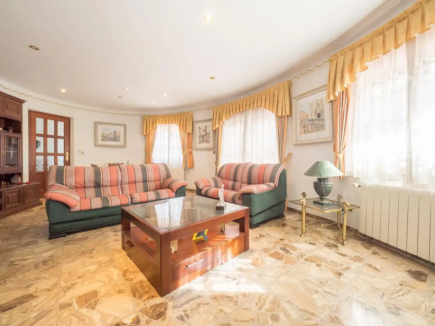 Sala d'estar de Casa o xalet en venda en Partidas de Alicante