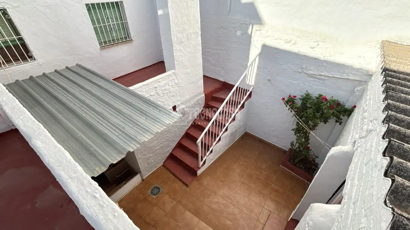 Casa adosada en venda a Centro