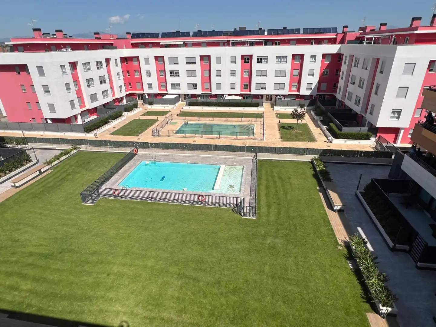 Swimming pool of Flat for sale in Lardero  with Heating, Private garden and Parquet flooring