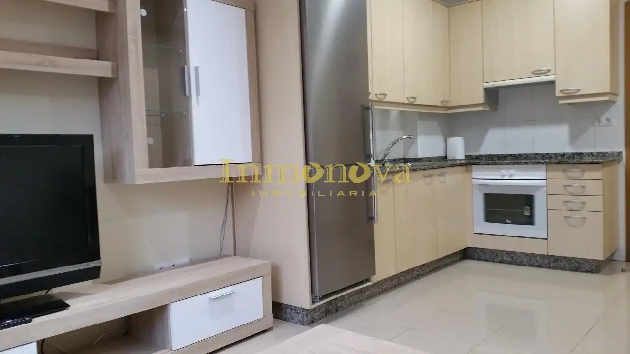 Cocina de Apartamento de alquiler en Baiona con Calefacción, Parquet y Trastero