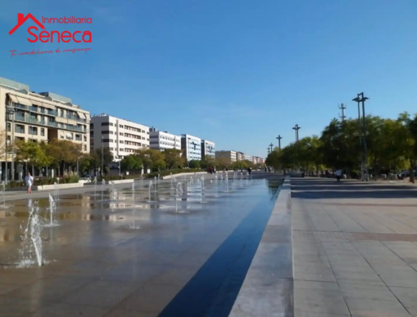 Außenansicht von Wohnung zum Verkauf in Córdoba mit Klimaanlage, Terrasse und Abstellraum