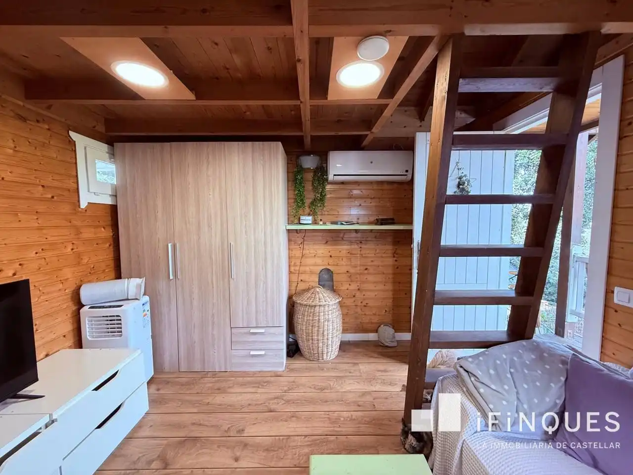 Bedroom of Houses for sale in Castellar del Vallès  with Air Conditioner, Heating and Private garden