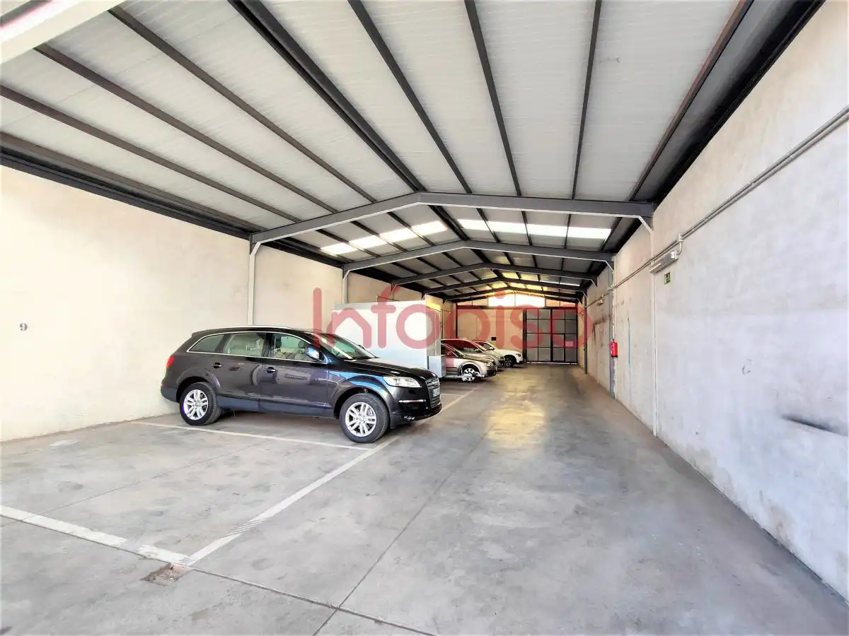 Nau industrial en venda a Valdepeñas, imagen 3