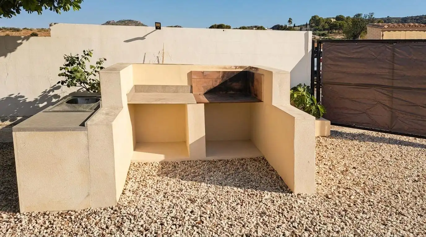Terrace of Houses for sale in Novelda  with Swimming Pool and Alarm