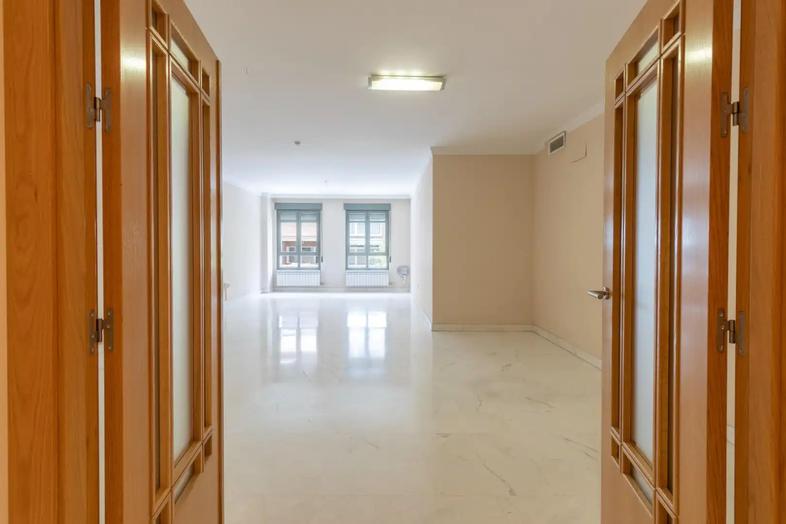 Flat for sale in Granada  with Air Conditioner and Heating