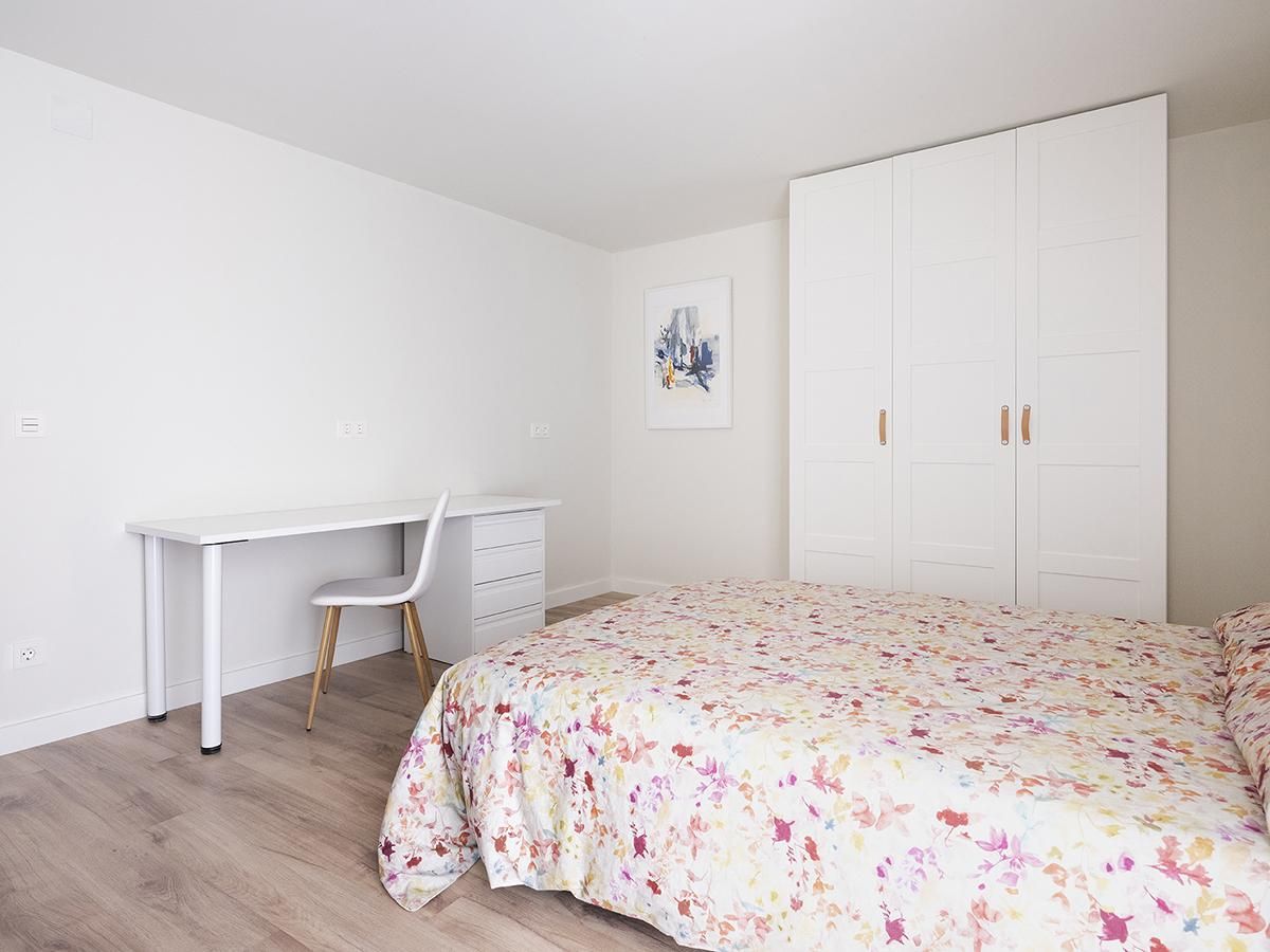 Bedroom of Flat for sale in  Zaragoza Capital  with Air Conditioner, Heating and Terrace
