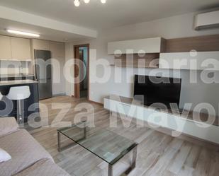 Living room of Flat for sale in Salamanca Capital  with Air Conditioner, Heating and Furnished