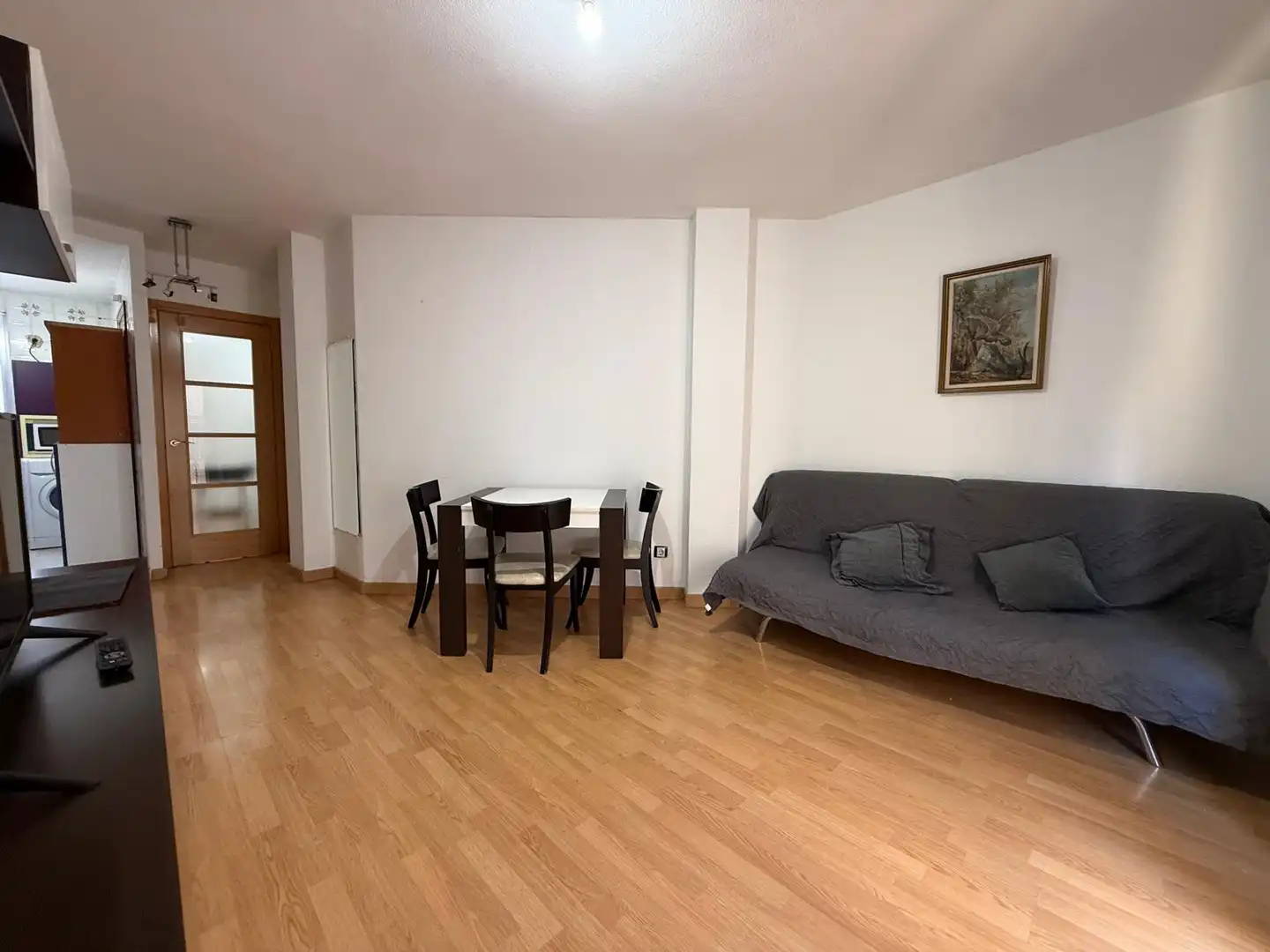 Living room of Flat for rent in Salamanca  with Heating, Parquet flooring and Furnished