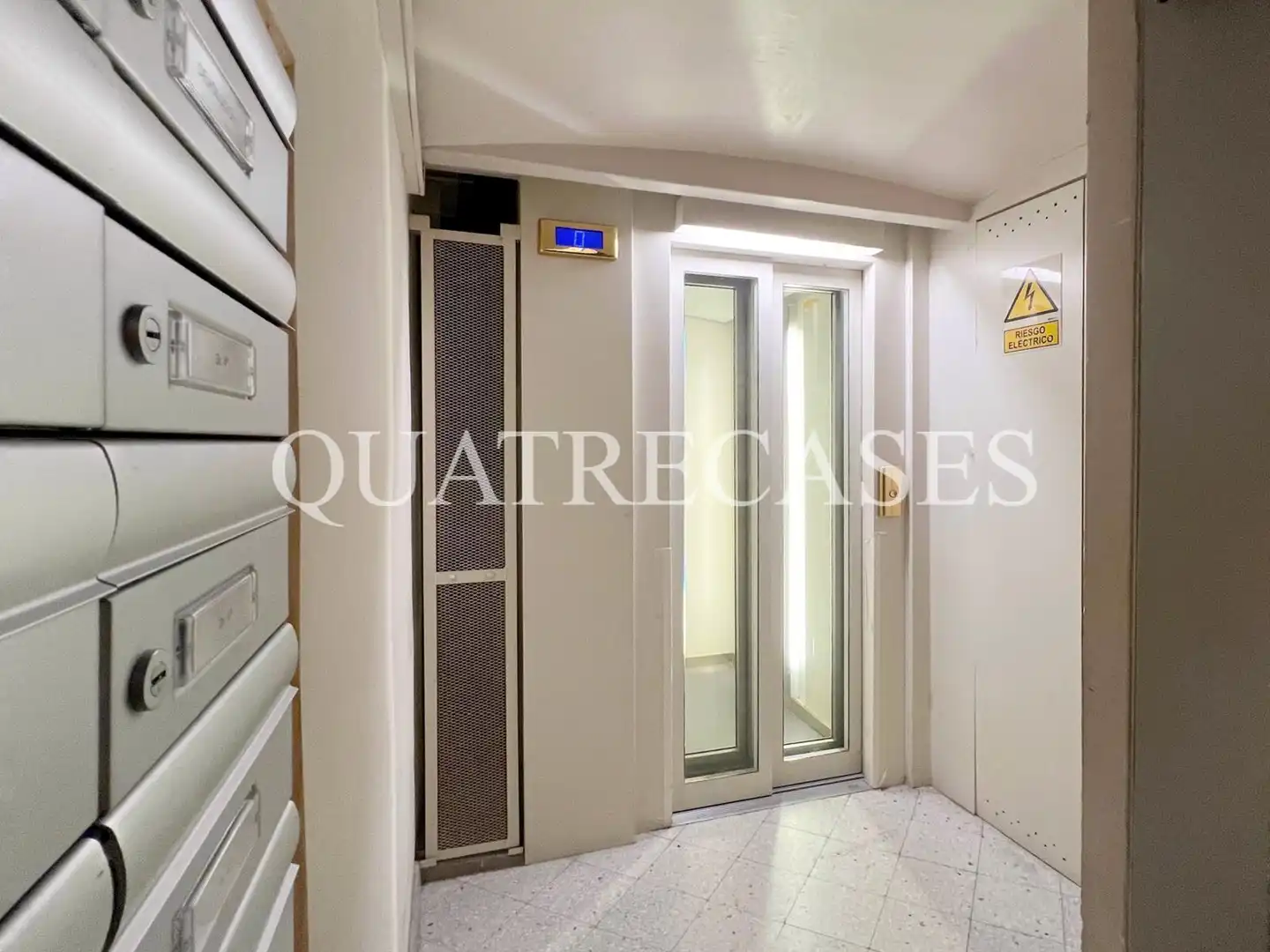 Piso en venta en Barcelona con Aire acondicionado, Calefacción y Amueblado
