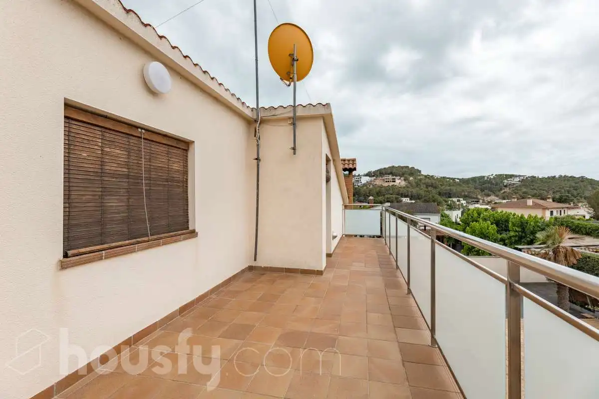 Terrassa de Casa o xalet en venda en Sant Pere de Ribes amb Aire condicionat, Calefacció i Jardí privat