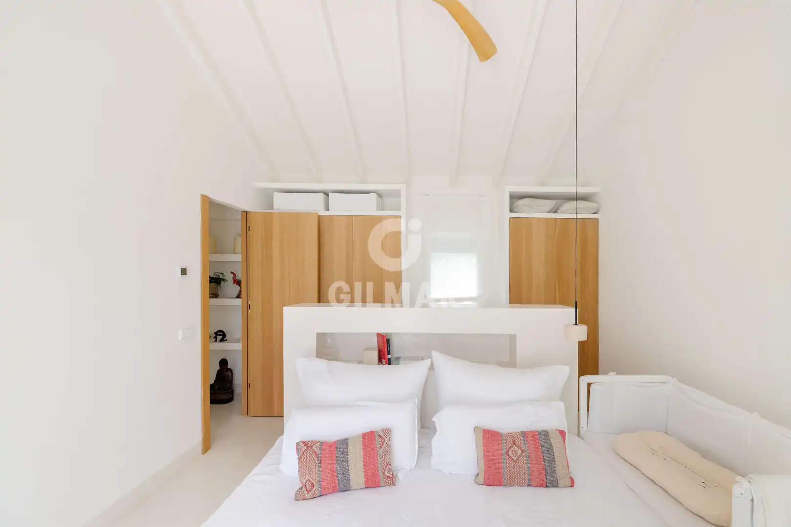 Bedroom of Detached homes for sale in Marbella  with Heating, Private garden and Swimming Pool