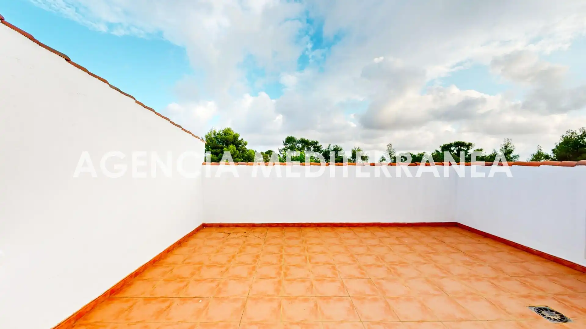 Casa adosada en venta en Calle PUIGCAMPANA, Casas Verdes