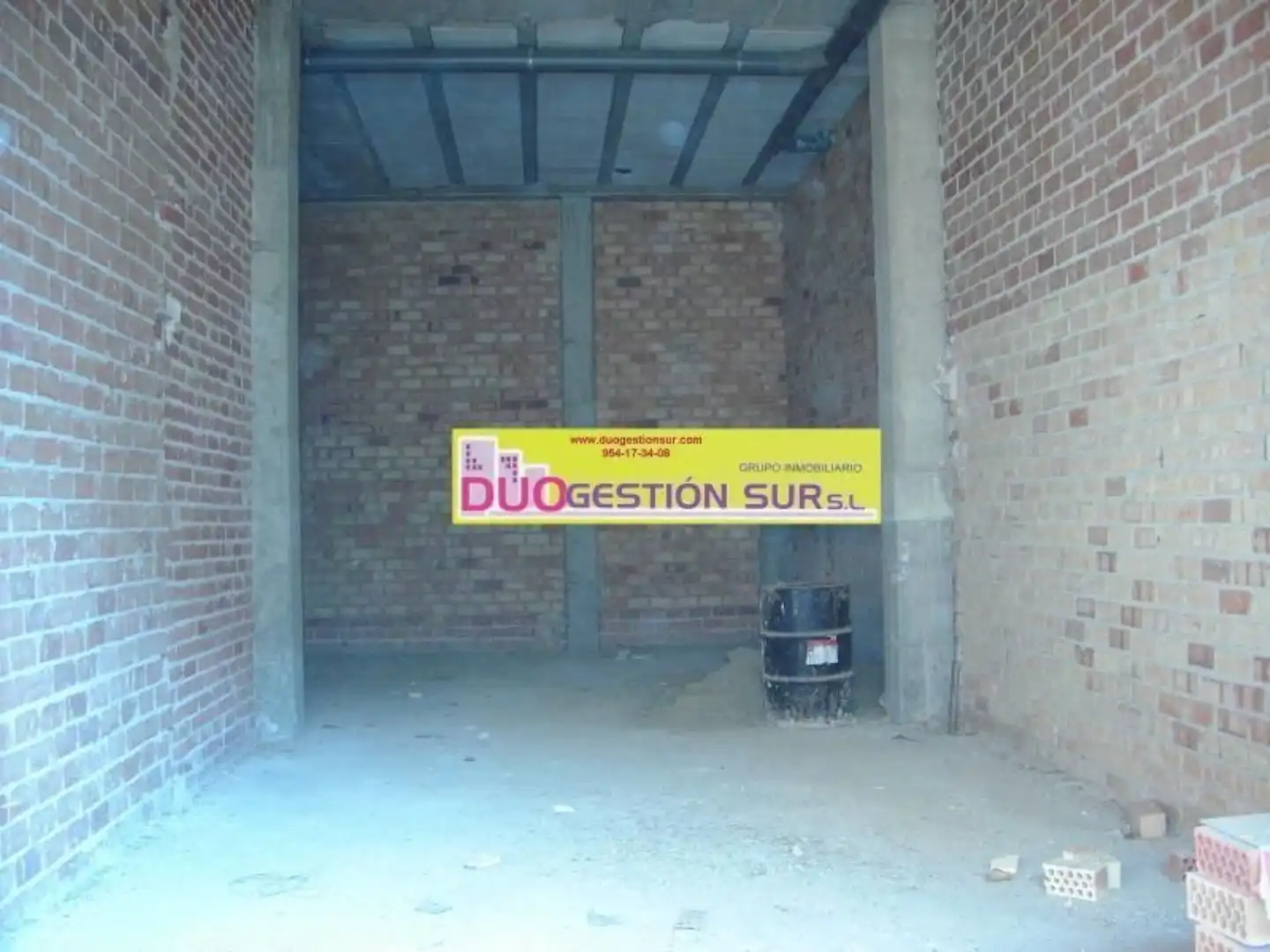 Local comercial en venda a de Palomares, imagen 2