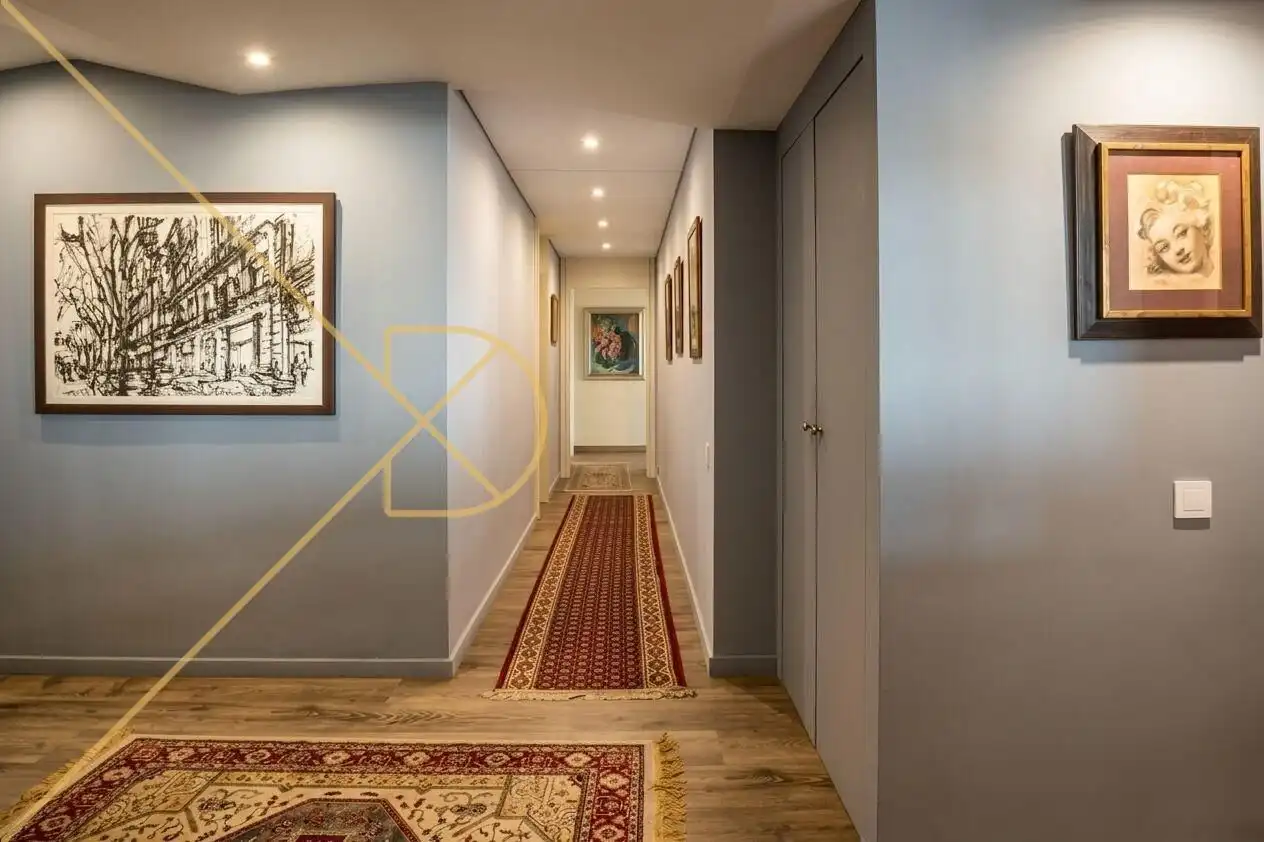 Wohnung zum Verkauf in Barcelona mit Parkett