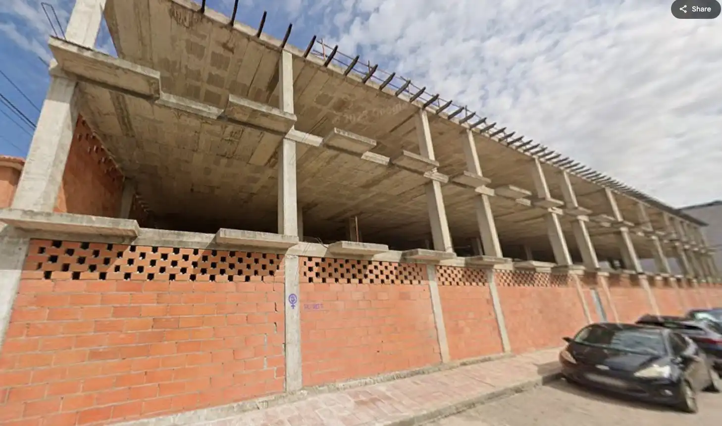 Vista exterior de Edifici en venda en Tielmes