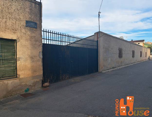 Terreno residencial en Venta en Calle de la Fuente en Palazuelos de Eresma