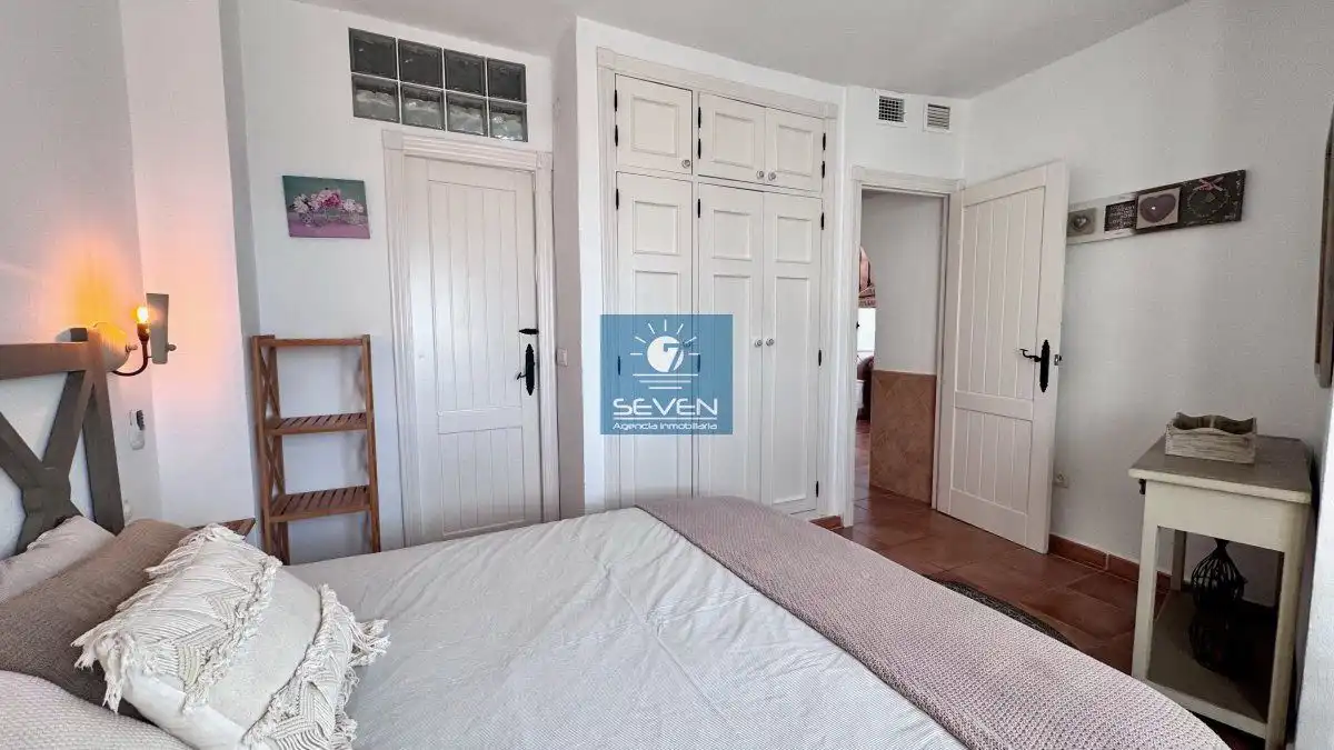 Habitación de Casa o chalet en venta en Almuñécar con Terraza, Trastero y Piscina