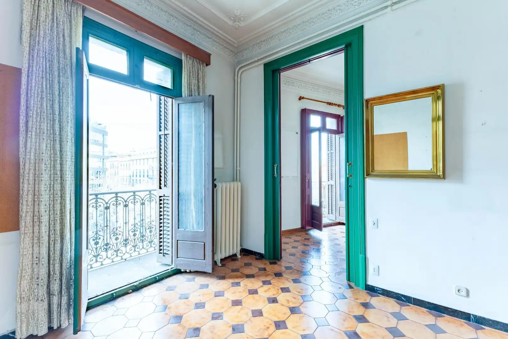 Piso con terraza en venta en CORTS CATALANES, imagen 5