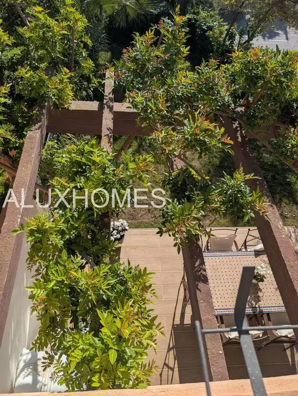 Terraza de Casa o chalet en venta en La Alcaidesa con Aire acondicionado, Calefacción y Jardín privado