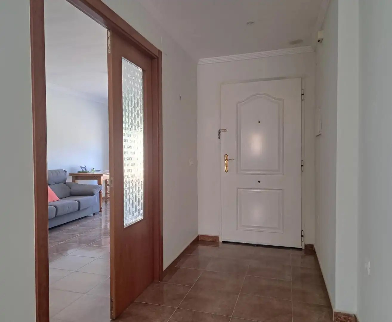 Casa adosada en venta en Requena con Calefacción, Terraza y Trastero