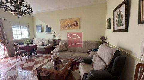 VIVIENDA UNIFAMILIAR CON GARAJE CERCANA AL CENTRO, imatge 2
