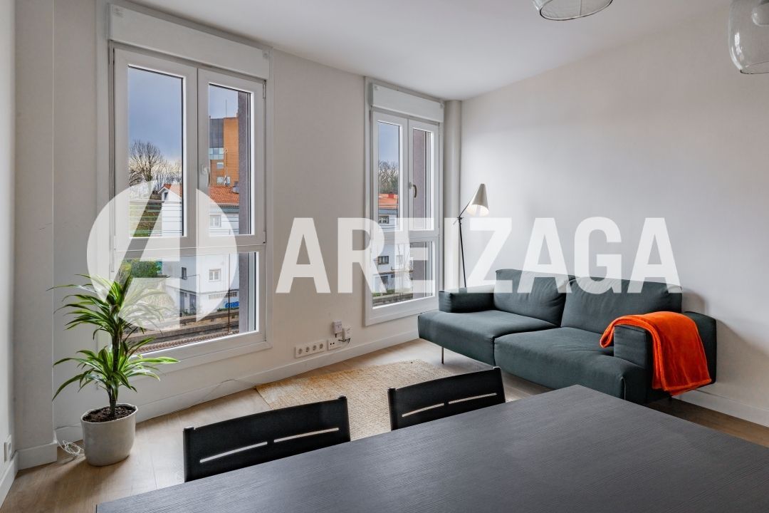 Living room of Flat for sale in Donostia - San Sebastián   with Heating and Furnished