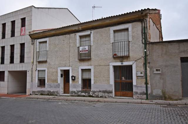 Casa-chalet en Venta en Plaza San Julián en Olmedo