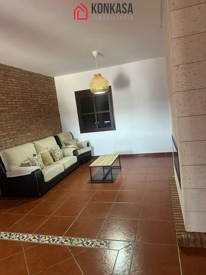 Sala de estar de Casa o chalet de alquiler en Arcos de la Frontera con Piscina y Amueblado