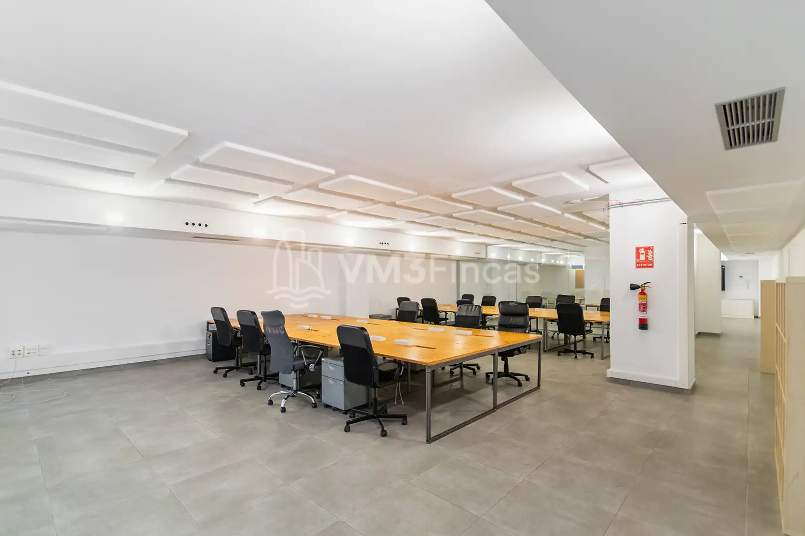 Büro zur Miete in Barcelona mit Klimaanlage, Heizung und Möbliert