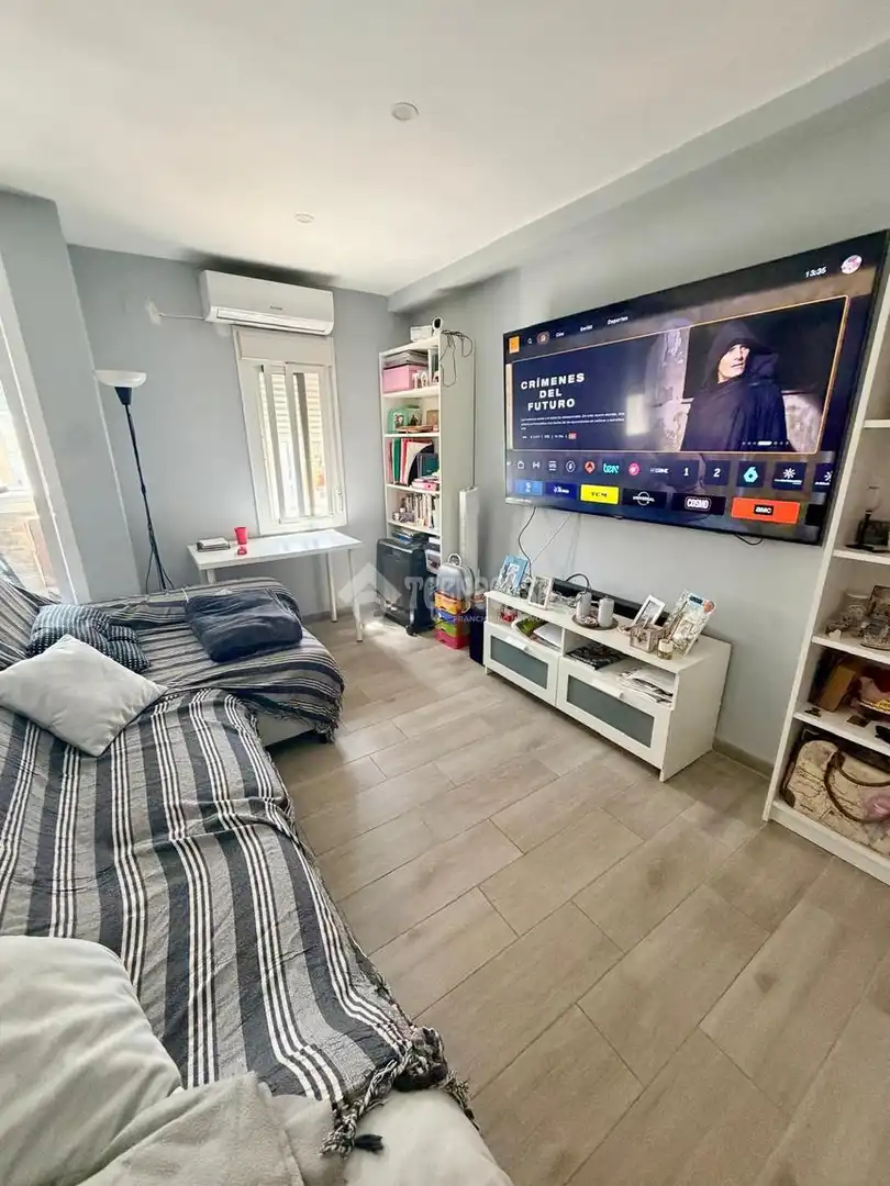 Sala de estar de Piso en venta en Sevilla con Aire acondicionado, Calefacción y Terraza