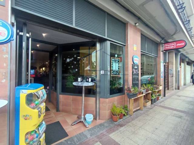 Local comercial en Venta en Zaldibar