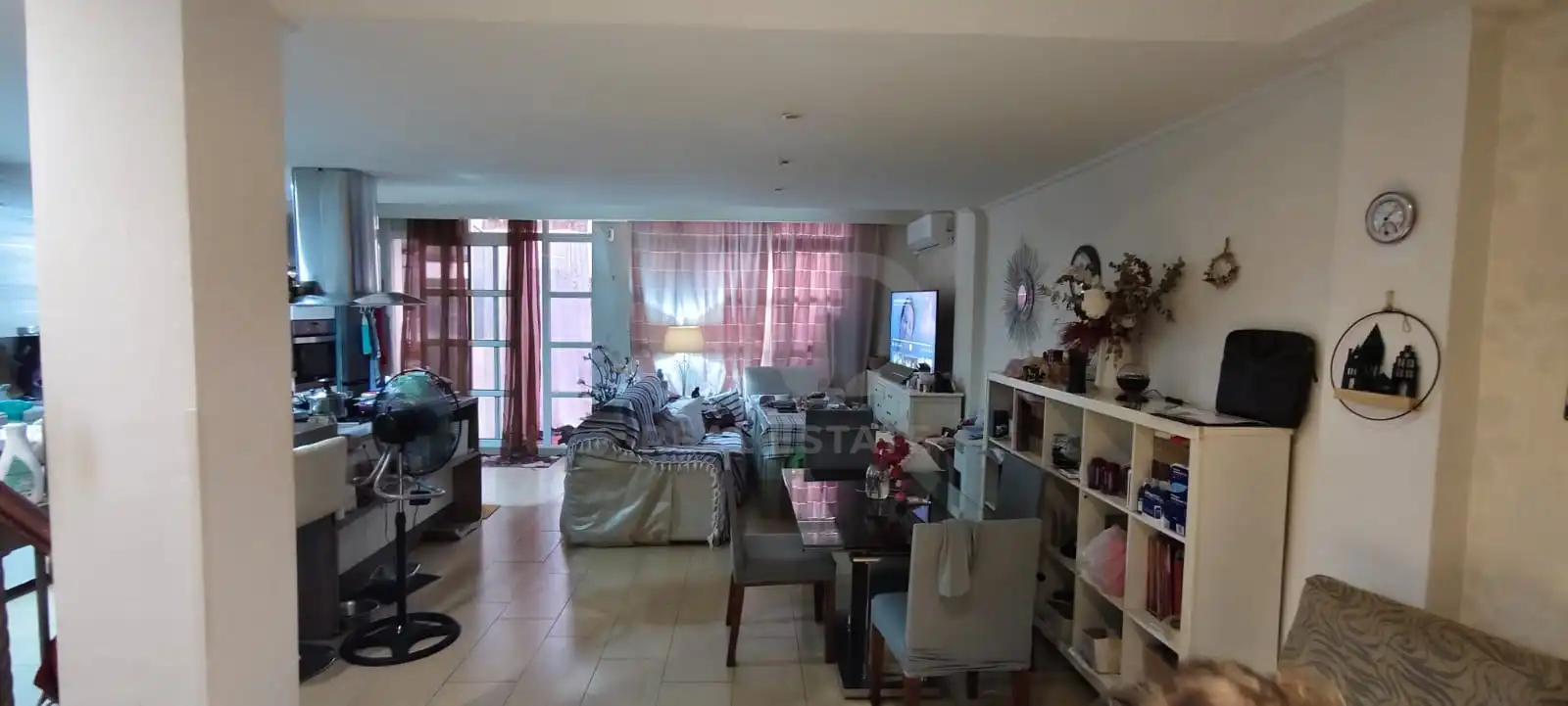 Sala d'estar de Casa adosada en venda en Écija amb Aire condicionat i Calefacció