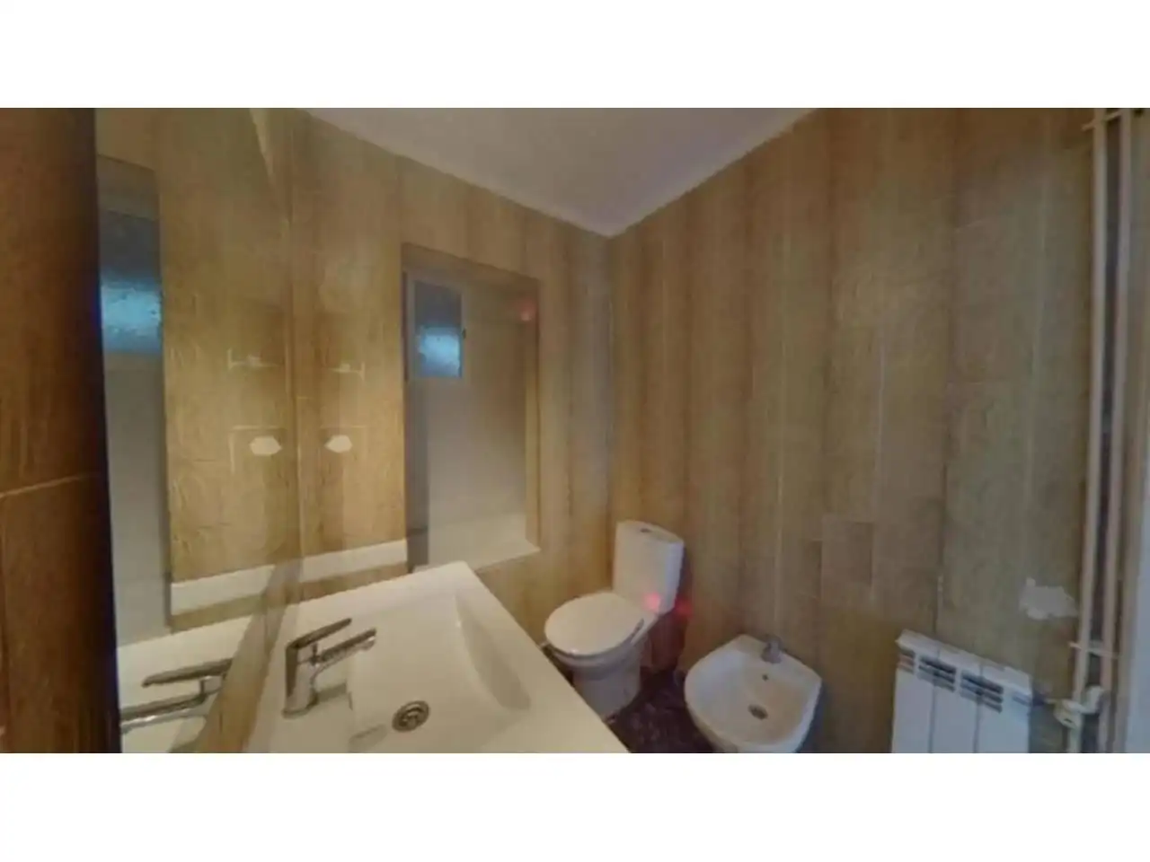 Badezimmer von Wohnung zum Verkauf in L'Hospitalet de Llobregat mit Terrasse