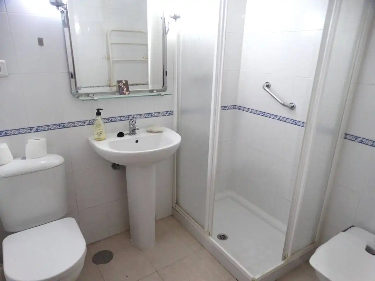 Baño de Piso en venta en Huelva con Aire acondicionado, Calefacción y Terraza