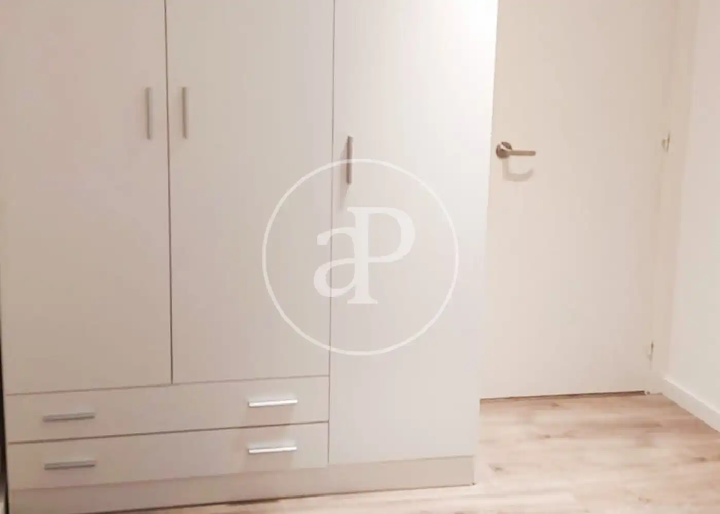 Habitación de Piso en venta en Barcelona con Aire acondicionado y Calefacción