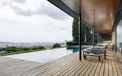 Terrasse von Haus oder Chalet zum verkauf in  Barcelona Capital mit Klimaanlage, Terrasse und Schwimmbad