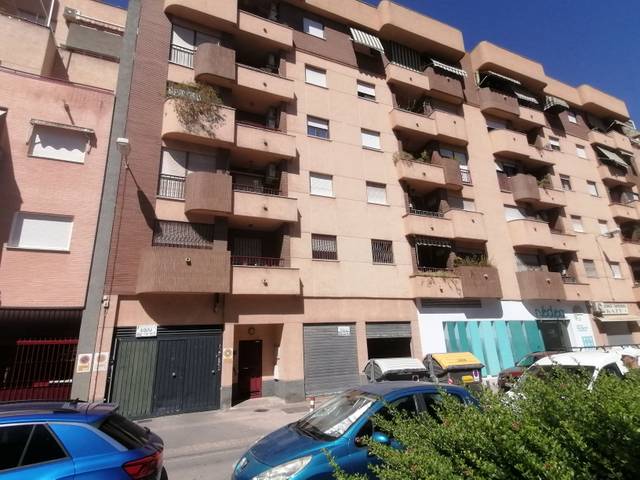 Local comercial en Alquiler en N/A en Castaño - Mirasierra