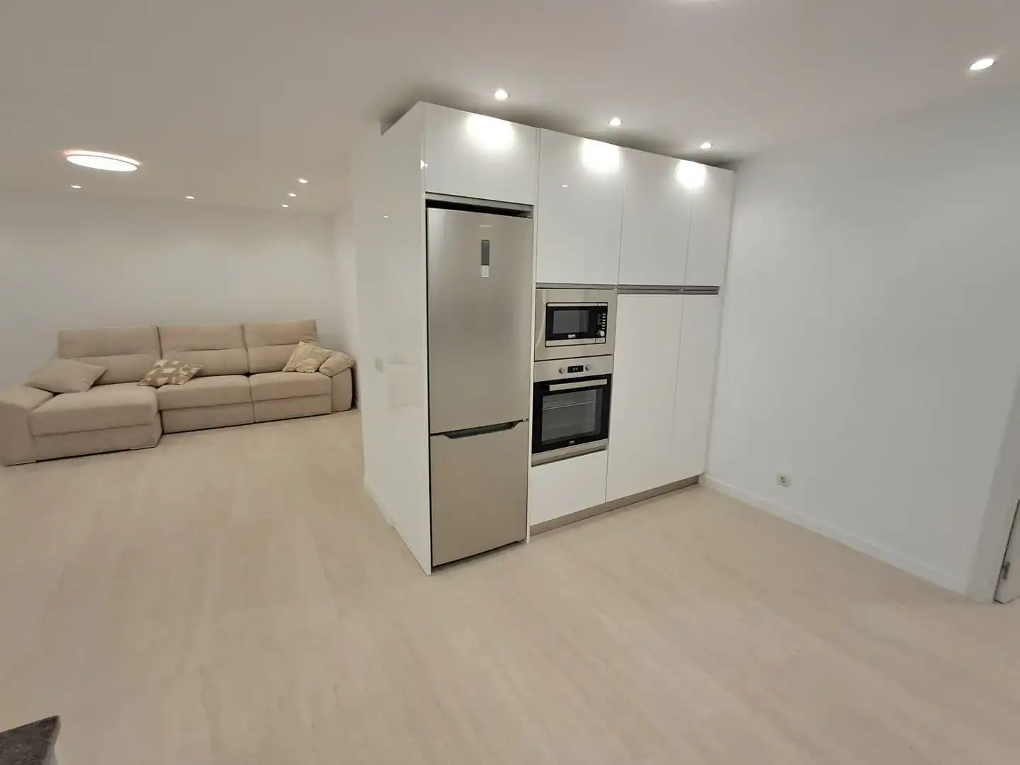 Cocina de Apartamento en venta en Benalmádena con Aire acondicionado, Calefacción y Jardín privado