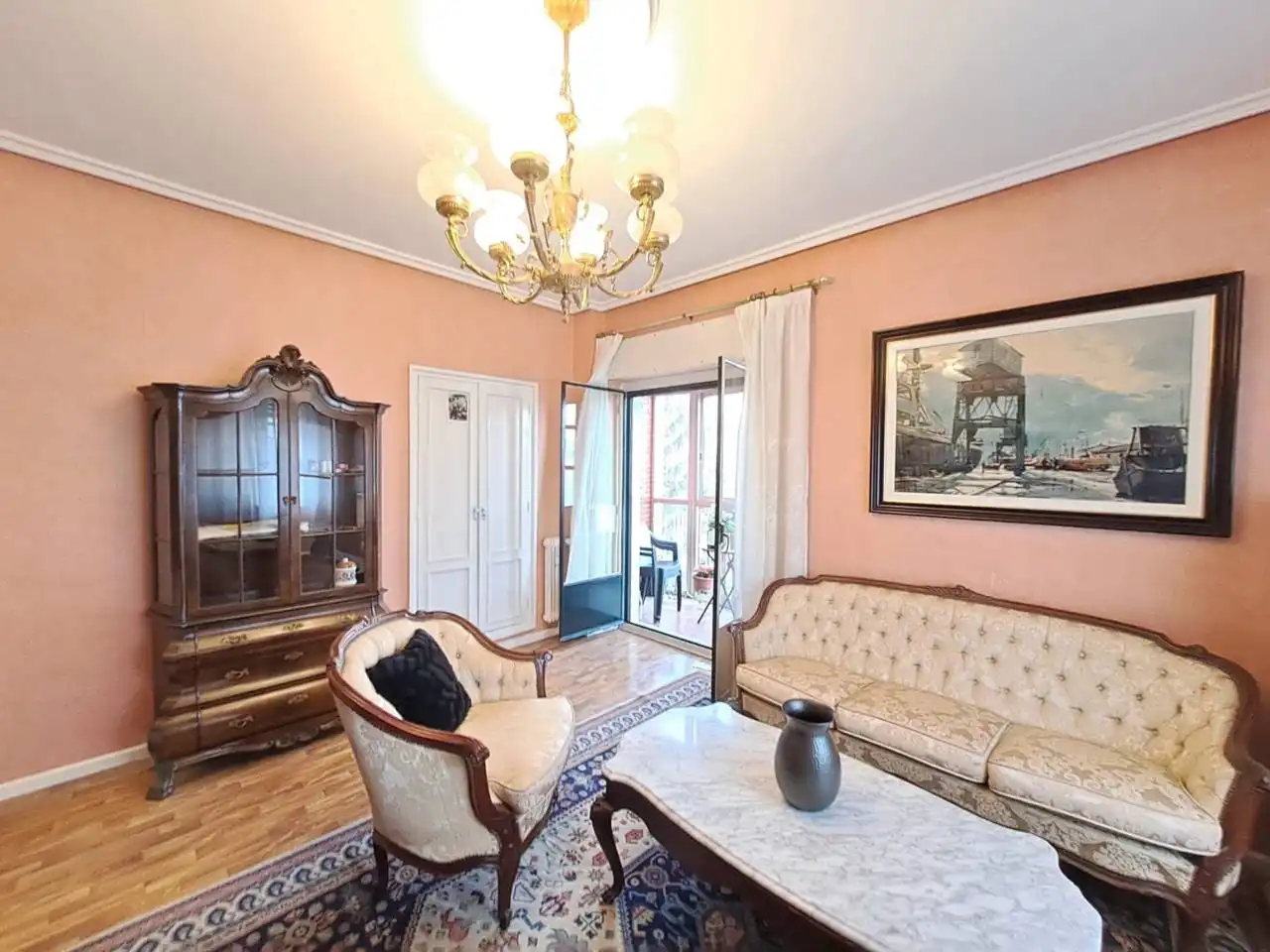 Sala de estar de Piso en venta en Burgos Capital con Calefacción, Parquet y Terraza