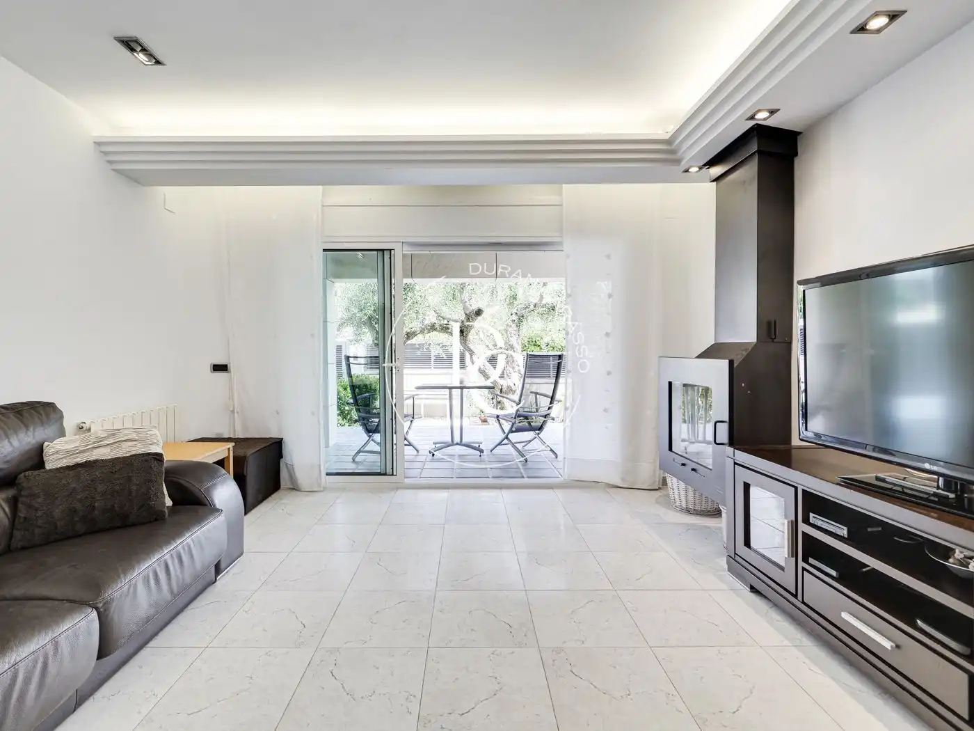 Sala d'estar de Casa o xalet en venda en Calafell amb Calefacció, Jardí privat i Traster