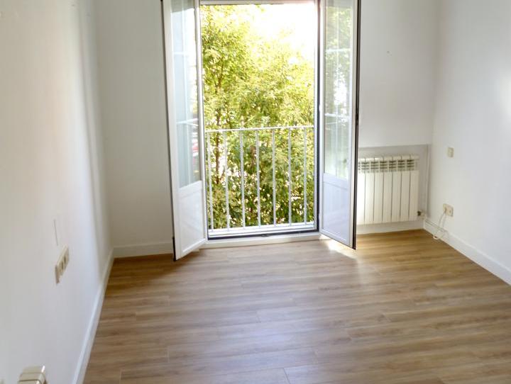 Foto 1 de Pis de lloguer a Sierra del Cadí, Palomeras Bajas, Madrid