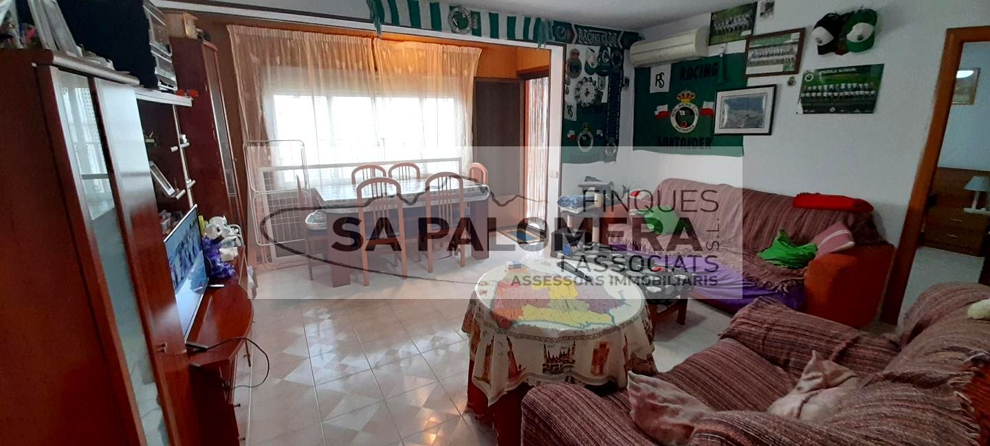 Flat for sale in Blanes  with Air Conditioner, Swimming Pool and Balcony