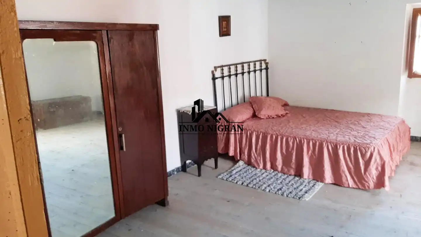 Casa rústica amb terrassa en venda a Outeiro de Laxe, imagen 4