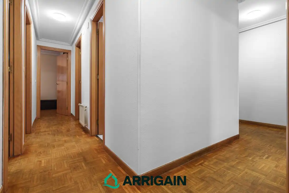 Piso en venta en Donostia - San Sebastián  con Calefacción, Trastero y Balcón