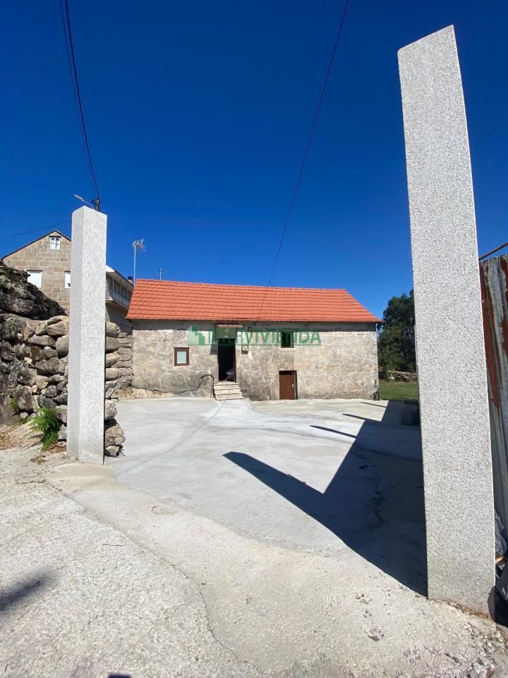 Exterior view of House or chalet to rent in Fornelos de Montes  with Heating, Private garden and Pets allowed
