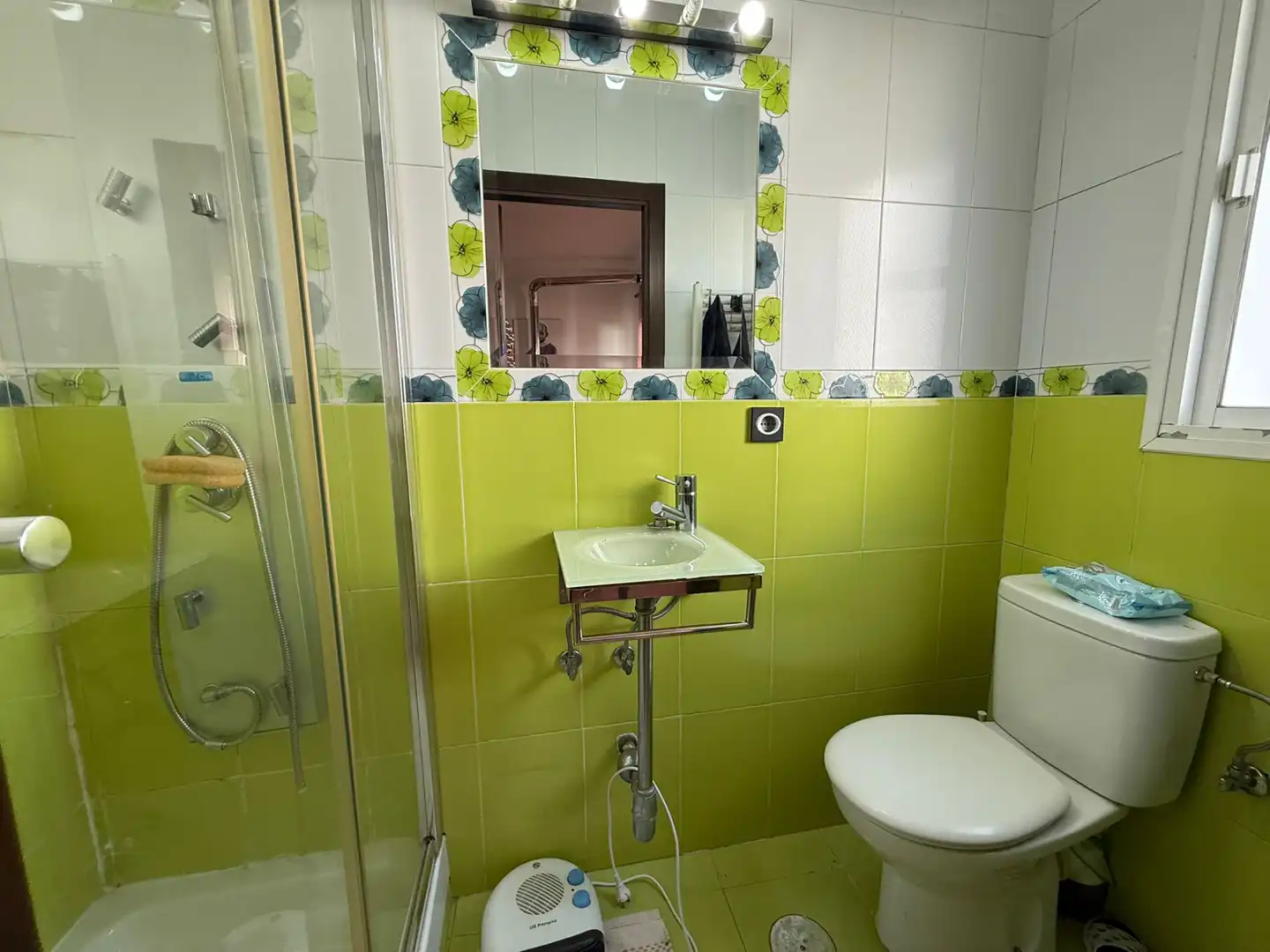 Badezimmer von Wohnung zum Verkauf in Cartaya mit Klimaanlage, Terrasse und Möbliert