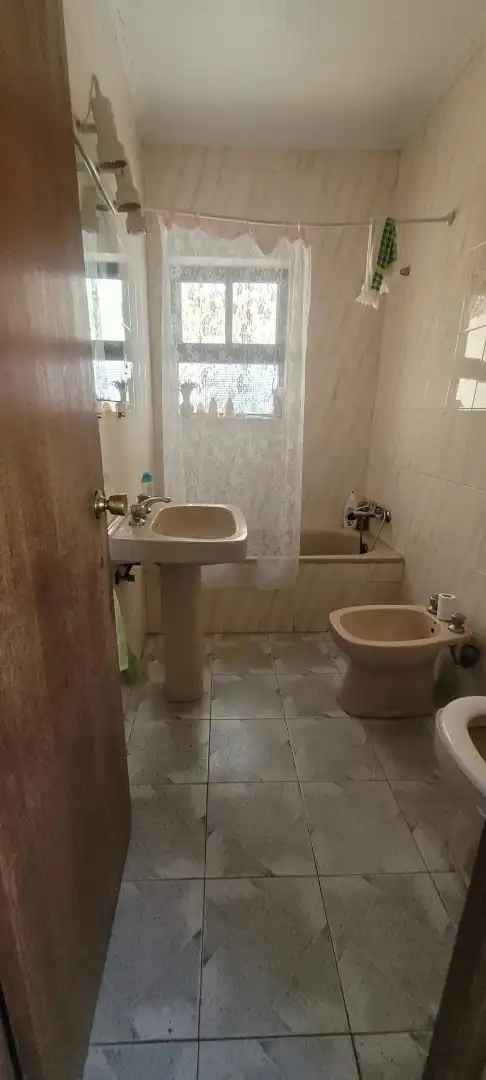 Bathroom of Houses for sale in Algeciras  with Private garden, Terrace and Balcony